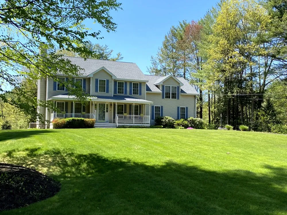 Affordable lawn mowing service in Concord, NH - Rolling Greens Landscaping & Property Maintenance