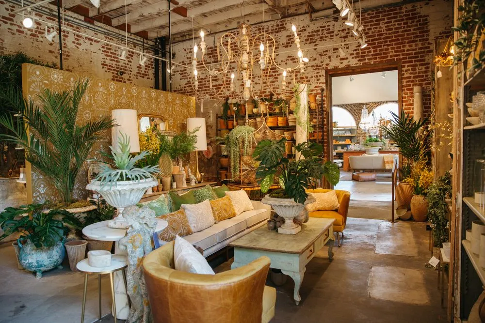 Professional garden landscaping experts serving Los Angeles, CA - Rolling Greens