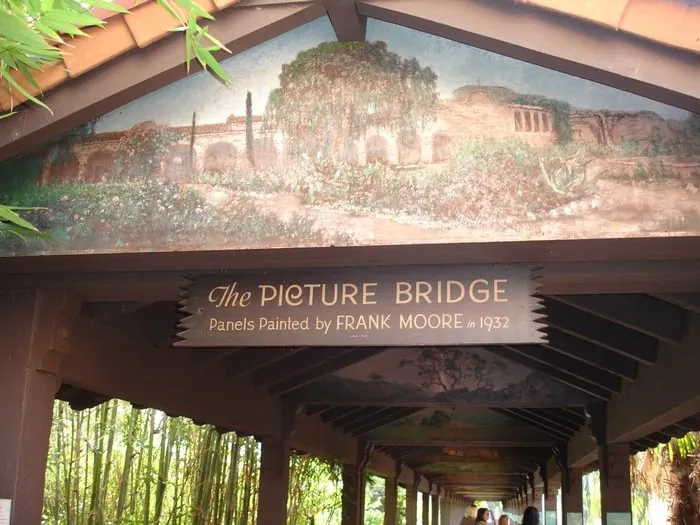 Custom landscaping services experts serving Los Angeles, CA - Rolling Greens