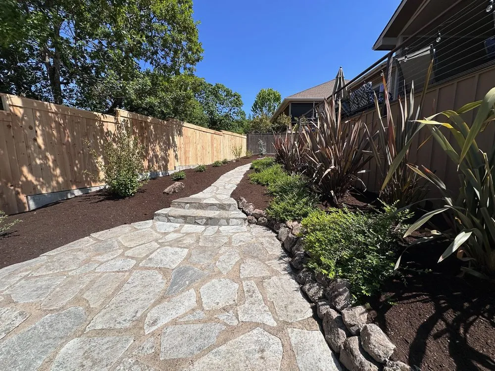 Reliable residential landscaping in White City, OR - Rolling Hills Landscape and Irrigation