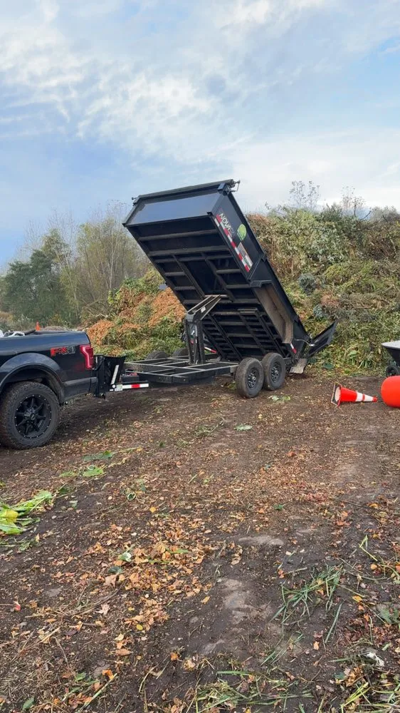 Trusted lawn care service experts serving Waukesha, WI - Rolling Hills Lawn Care