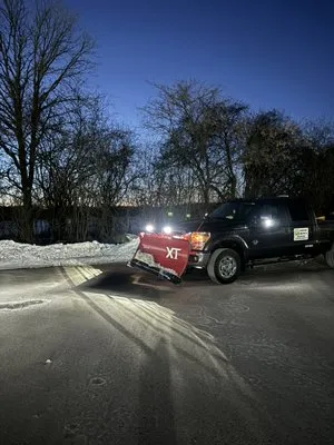 Rolling Hills Lawn Care Logo