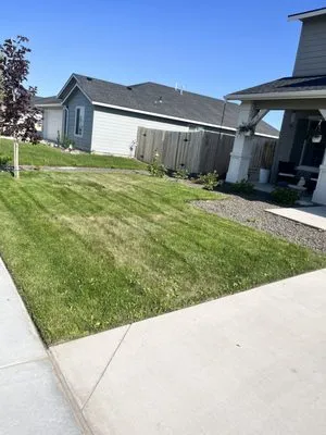 Rolling Lawn Care Logo