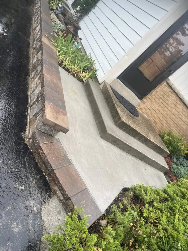 Top-rated residential landscaping experts serving Brown Deer, WI - Roma Landscaping