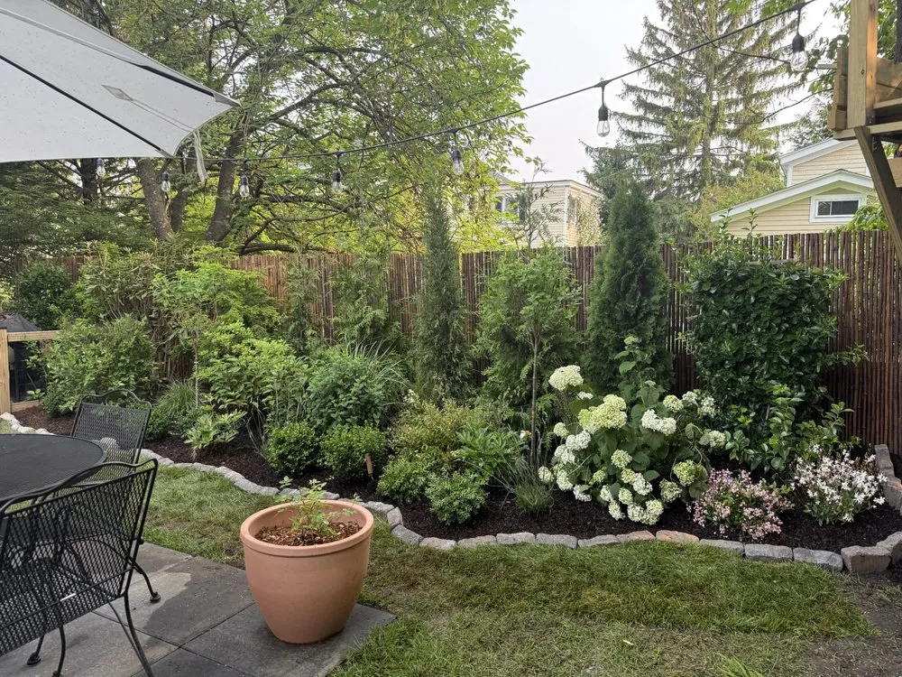 Top-rated garden landscaping in White Plains, NY by Roman Design & Landscaping