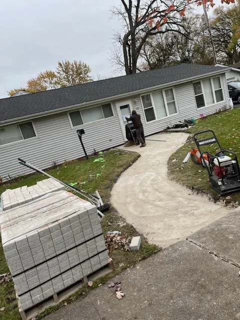 Top-rated garden landscaping for year-round maintenance in Mundelein, IL by roman landscaping & snowplow