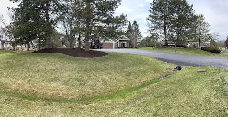 Custom residential landscaping in Mundelein, IL - roman landscaping & snowplow