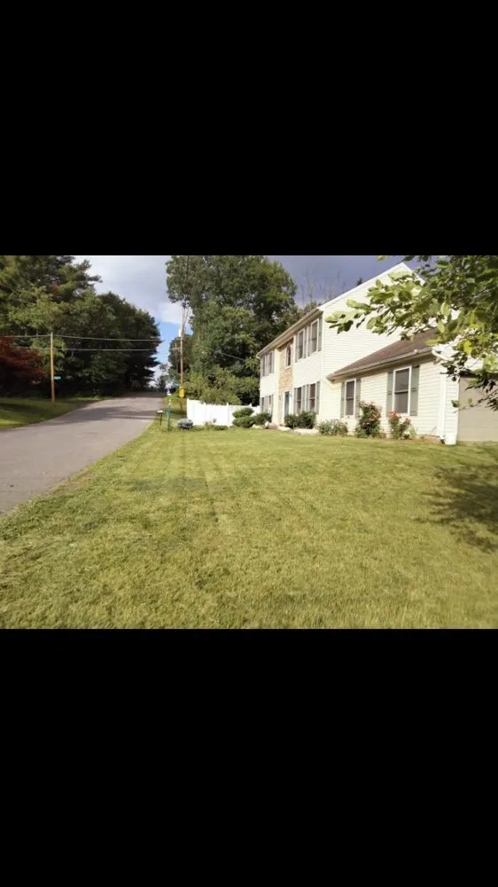 Expert yard maintenance for beautiful yards in Stroudsburg, PA by Roman’s Landscaping