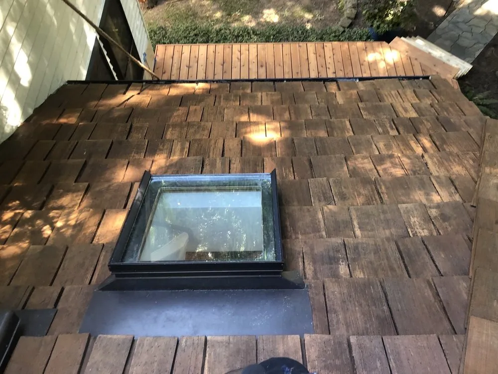 Top-rated lawn care service experts serving Auburn, WA - Romans Professional Siding and Construction