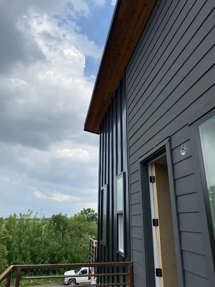 Top-rated lawn mowing service in San Antonio, TX - RomansEmpire