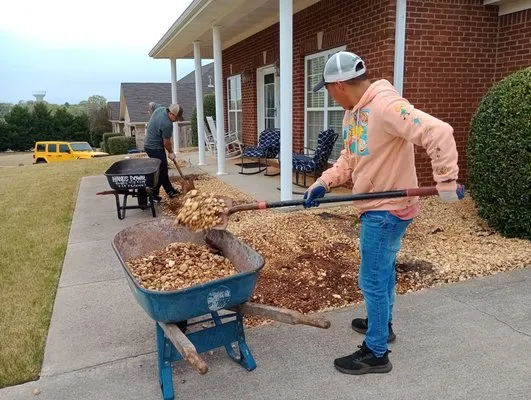 Romeo Juan landscaping and trees services