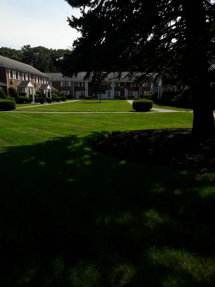 Local landscaping services experts serving Lexington, MA - Romero Brother's