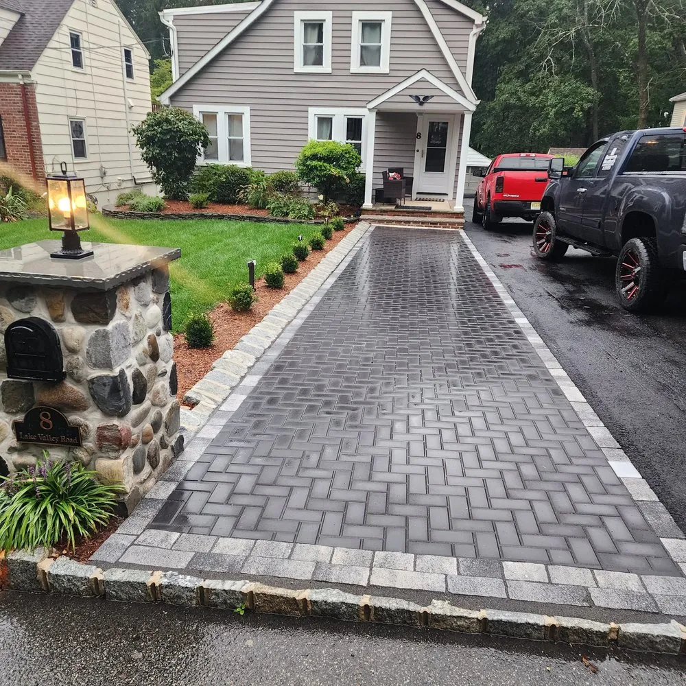 Custom outdoor landscaping in Morristown, NJ - Romero Brothers