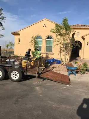 Romero G Landscaping Logo