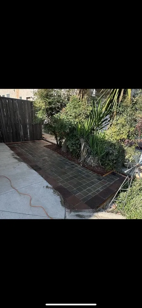 Custom garden landscaping for beautiful yards in Modesto, CA by Romero Landscape