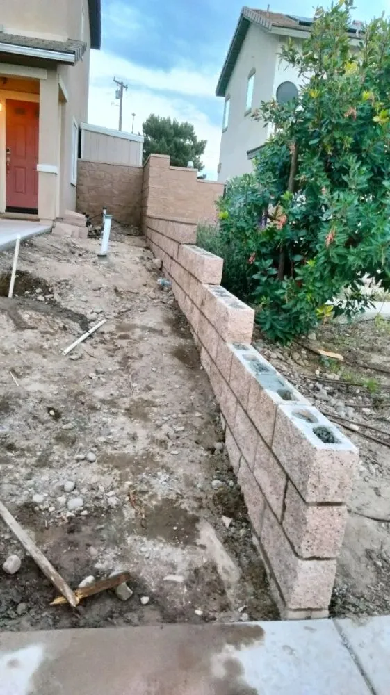 Reliable landscaping services experts serving San Bernardino, CA - Romero Landscaping