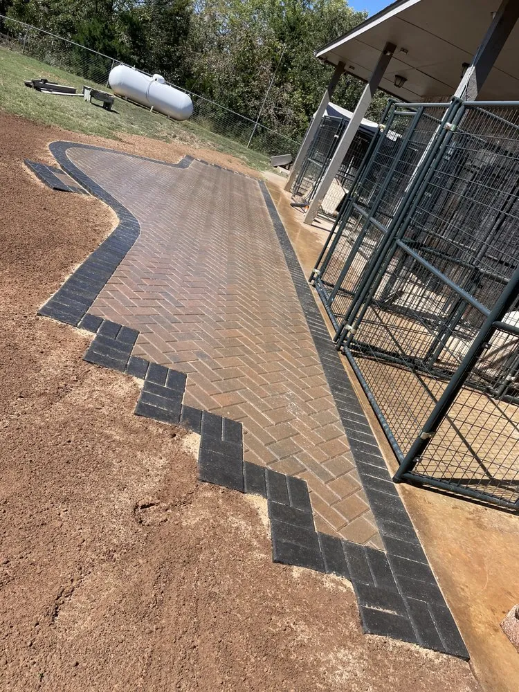 Professional residential landscaping for residential properties in Clinton, OK by Romero Pavers & Construction