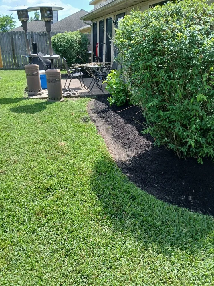 Reliable landscaping services in Pearland, TX by Romero