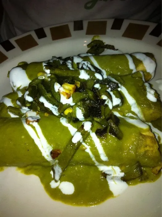 Custom yard cleanup service in Wichita Falls, TX by Romero Tree Services