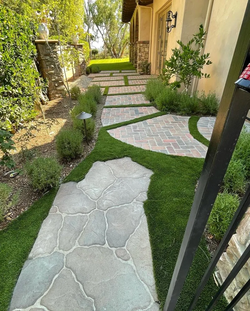 Custom garden landscaping experts serving Escondido, CA - Romero Turf & Landscape