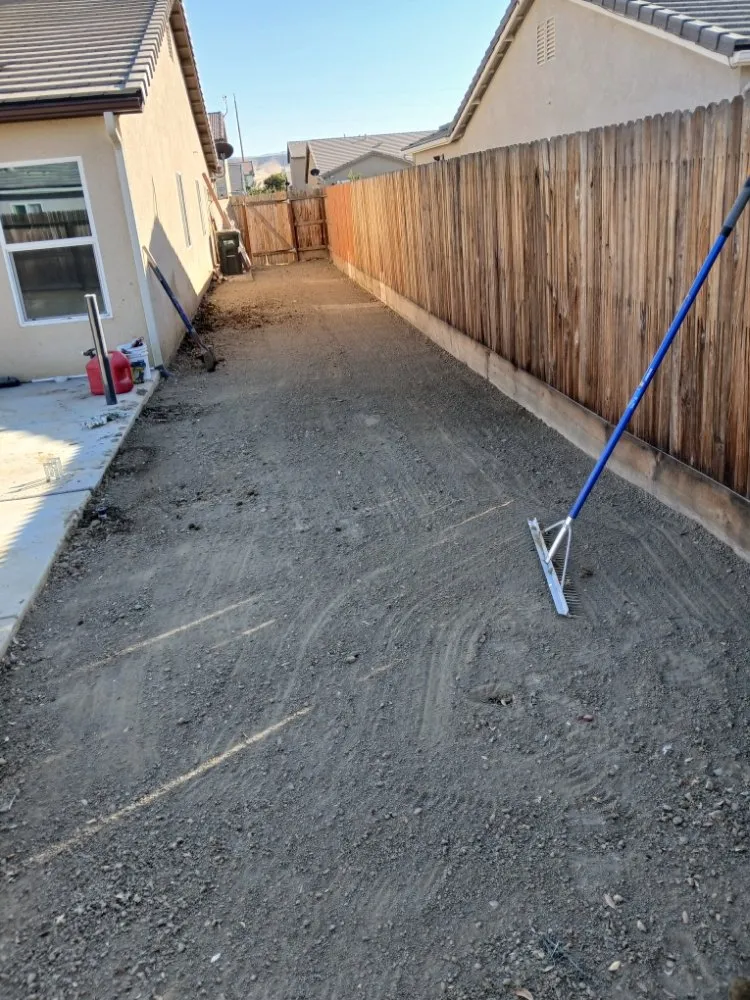 Affordable lawn care service in Armona, CA - Romero’s Landscaping & Lawn-Care