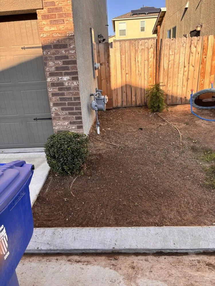 Reliable yard maintenance experts serving Armona, CA - Romero’s Landscaping & Lawn-Care