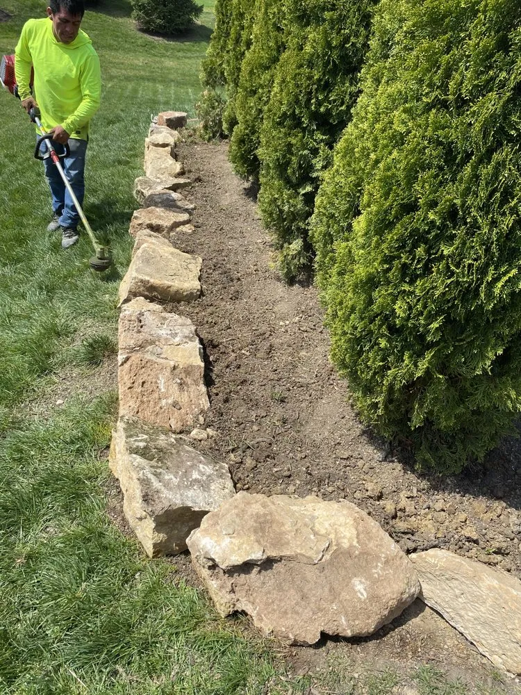 Trusted yard cleanup service experts serving Westfield, IN - Romeros Lawnscaping