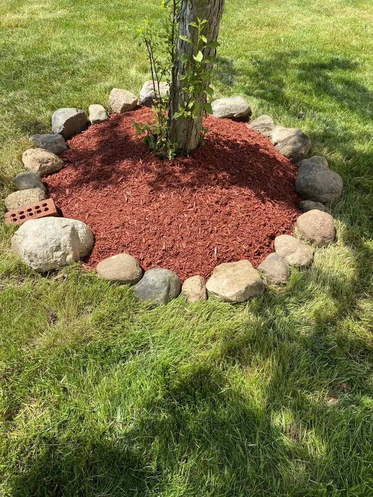 Local garden landscaping experts serving Westfield, IN - Romeros Lawnscaping