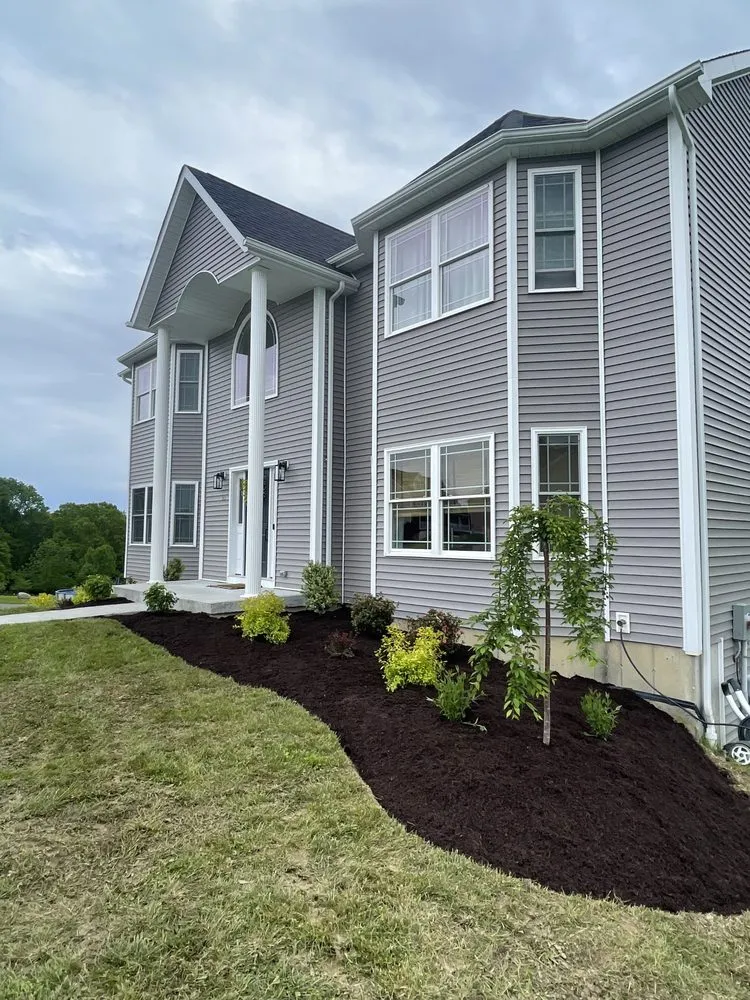 Top-rated yard cleanup service for outdoor upgrades across Washingtonville, NY - Romer's Landscaping and Lawncare