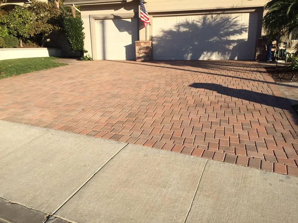 Trusted yard cleanup service experts serving Camarillo, CA - Ron Hoelting Landscaping