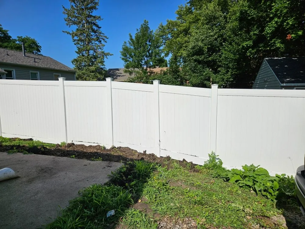 Top-rated landscape installation for homes in Mason City, IA by Ron the Handyman