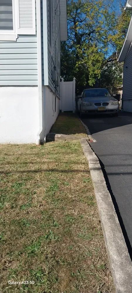 Top-rated yard cleanup service for year-round maintenance across union, NJ - Ronald Booker Landscaping