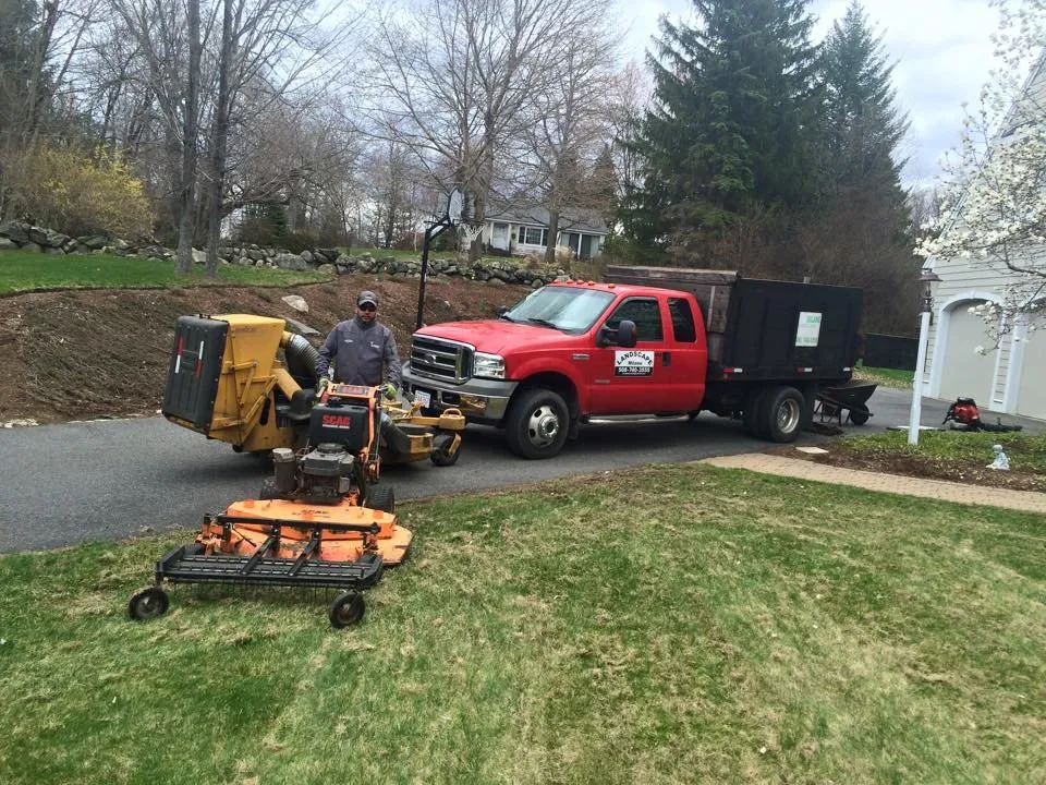 Reliable yard maintenance in Marlborough, MA - Ronaldo’s Landscape