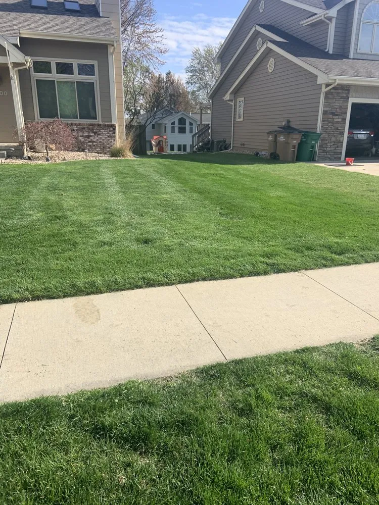 Top-rated garden landscaping in Ankeny, IA by Rondomow