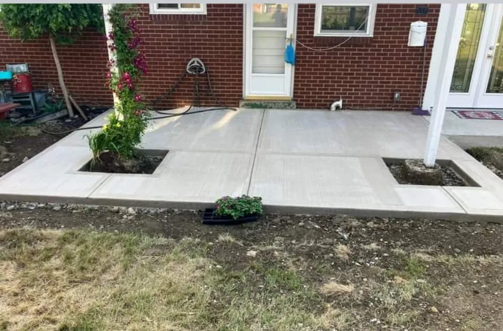 Professional landscape design experts serving Monroeville, PA - Roney Construction