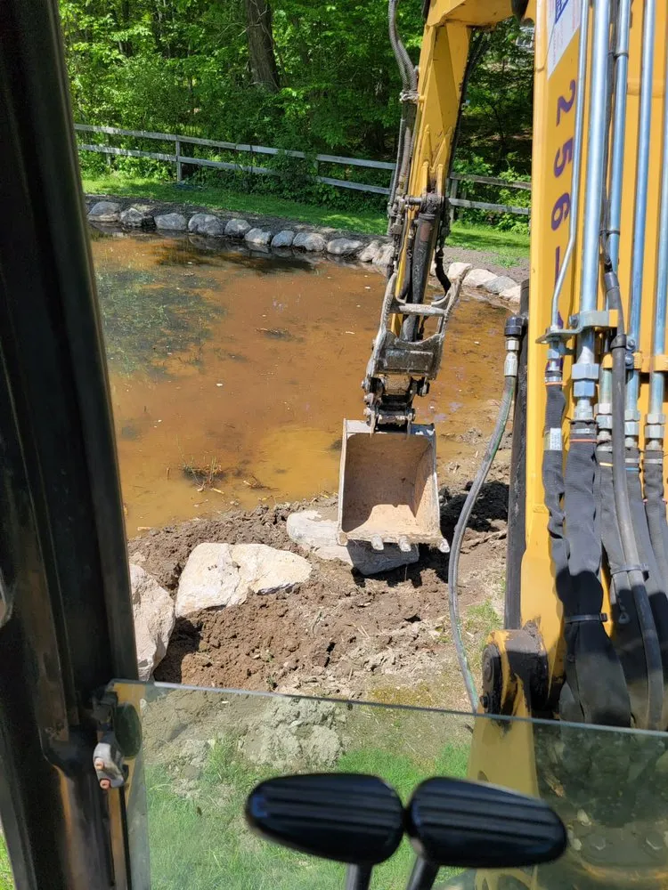 Top-rated residential landscaping experts serving Bedford Hills, NY - Ronnie’s Landscaping