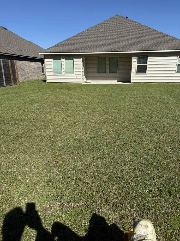 Reliable outdoor landscaping in Duson, LA - Ronnie’s Lawn Care