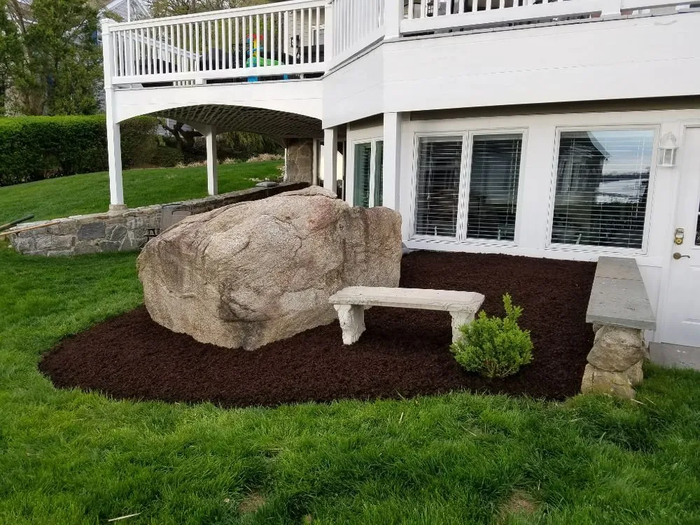 Professional outdoor landscaping in Norwalk, CT - Ron's Masonry