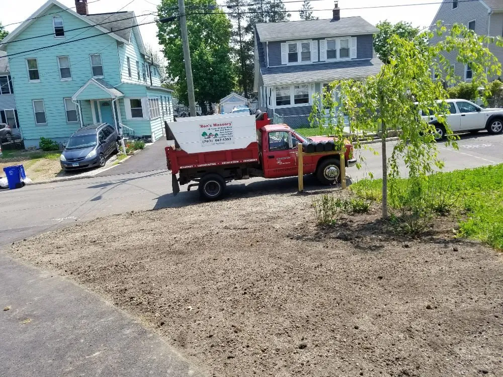 Affordable yard maintenance in Norwalk, CT - Ron's Masonry