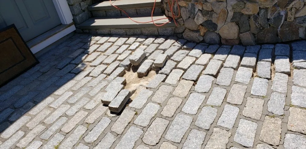 Local yard cleanup service for residential properties across Norwalk, CT - Ron's Masonry