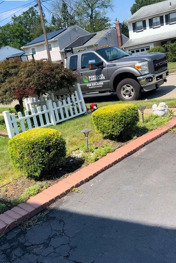 Reliable landscaping services with custom design in Plainfield, NJ by Rony Bonilla Landscaping & Lawn care