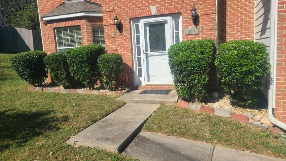 Affordable lawn mowing service for outdoor upgrades across Hampton, GA - Rony Lawn Care