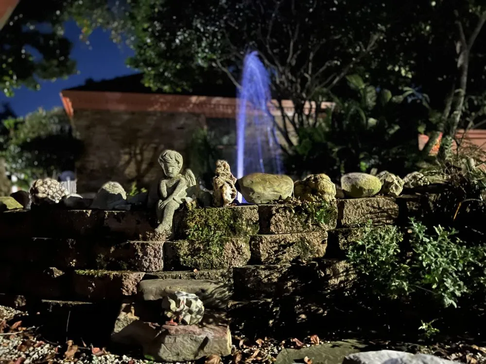 Custom outdoor landscaping for beautiful yards across Moss Point, MS - Ronzai Lawn & Garden