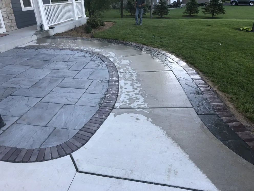 Local yard cleanup service in Kenosha, WI by Roo Landscaping