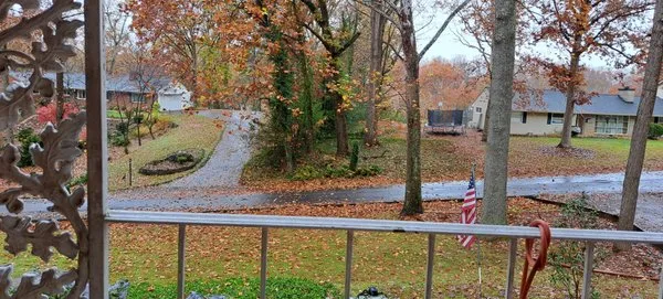 Roods Reliable Leaf Cleaning Logo