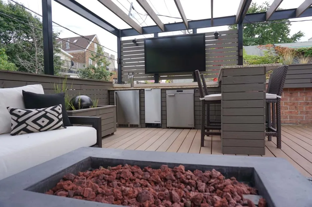 Trusted outdoor landscaping experts serving Denver, CO - Roof Deck and Garden