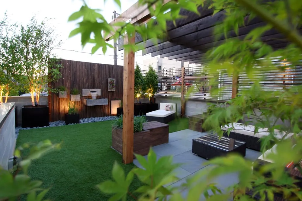 Reliable garden landscaping experts serving Chicago, IL - Rooftopia