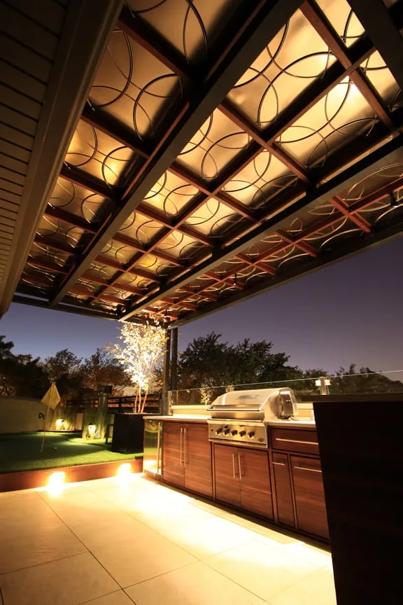 Affordable landscape installation for residential properties across Chicago, IL - Rooftopia