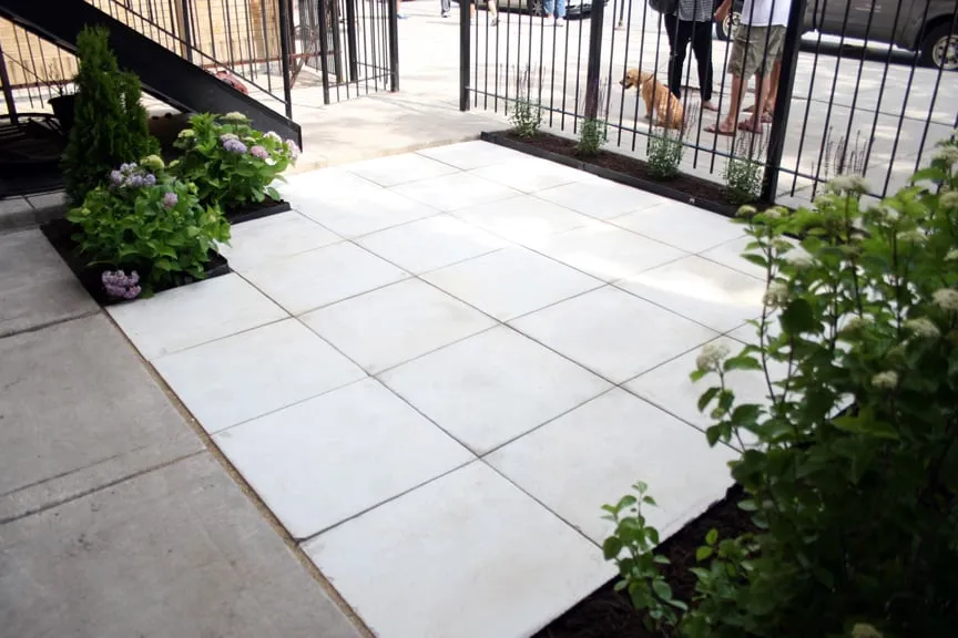 Local yard cleanup service for residential properties across Chicago, IL - Rooftopia