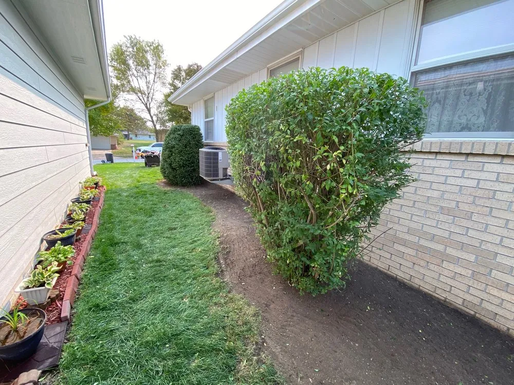 Expert yard maintenance in Martell, NE - Room to Grow